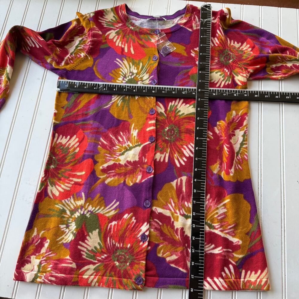 NWOT Isaac Mizrahi Crewneck Buttondown cardigan size M - Picture 9 of 10